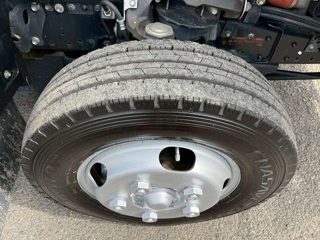 いすゞ エルフ 小型 冷蔵冷凍バン TRG-NLR85AN(98145) 47枚目