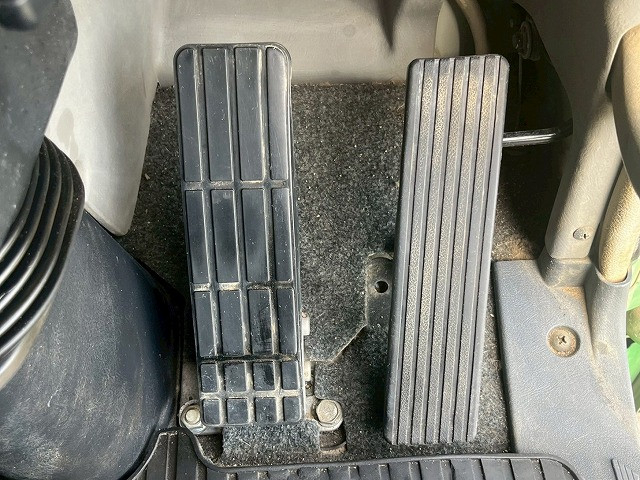 三菱ふそう スーパーグレート 大型 トラクタ QKG-FV60VJR(98146) 33枚目