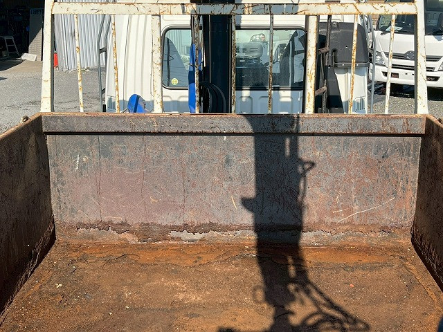 三菱ふそう ファイター 中型 平ボディ（クレーン付） PDG-FK61F(98150) 11枚目