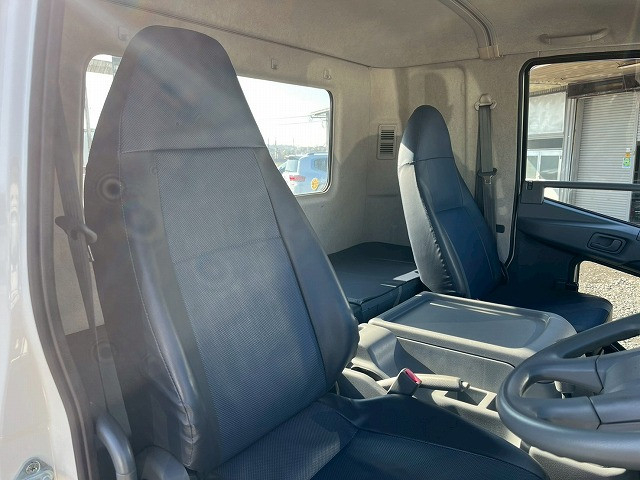 三菱ふそう ファイター 中型 平ボディ（クレーン付） PDG-FK61F(98150) 25枚目