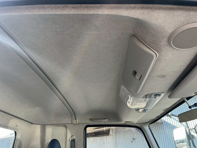 三菱ふそう ファイター 中型 平ボディ（クレーン付） PDG-FK61F(98150) 26枚目