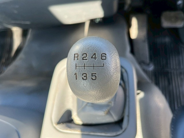 三菱ふそう ファイター 中型 平ボディ（クレーン付） PDG-FK61F(98150) 36枚目