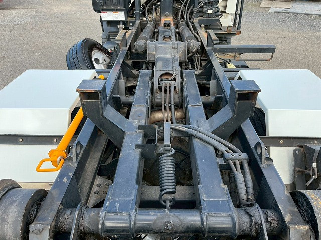 三菱ふそう キャンター 小型 コンテナ専用車 TKG-FEA50(98152) 12枚目