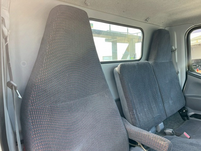 三菱ふそう キャンター 小型 コンテナ専用車 TKG-FEA50(98152) 20枚目