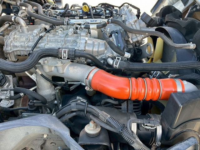 三菱ふそう キャンター 小型 コンテナ専用車 TKG-FEA50(98152) 40枚目