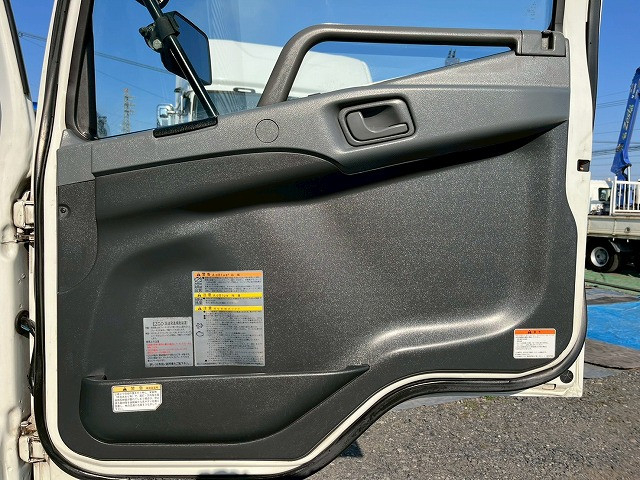 三菱ふそう ファイター 増トン ウィング LKG-FK65FZ(98153) 19枚目