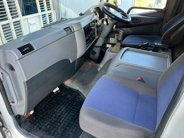 三菱ふそう ファイター 増トン ウィング LKG-FK65FZ(98153) 24枚目