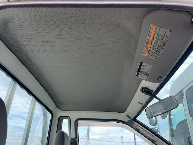 トヨタ タウンエース 小型 平ボディ GK-KM80(98155) 18枚目