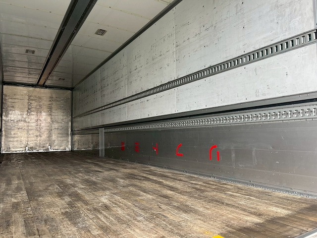 日野 プロフィア 大型 ウィング QPG-FR1EXEG(98156) 17枚目