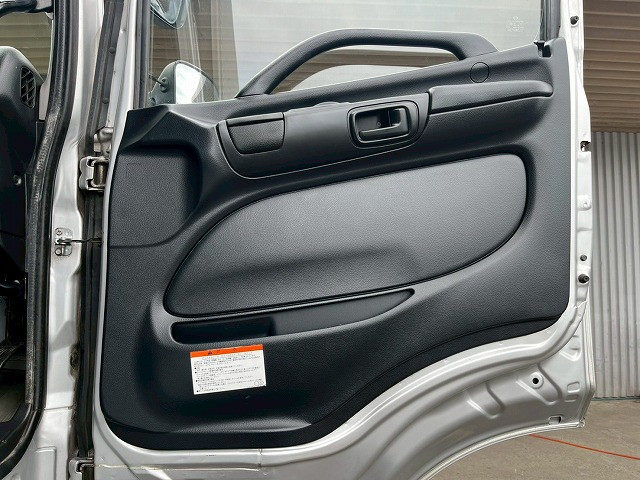 日野 プロフィア 大型 ウィング QPG-FR1EXEG(98156) 19枚目