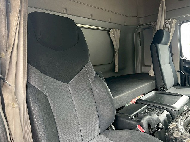 日野 プロフィア 大型 ウィング QPG-FR1EXEG(98156) 21枚目