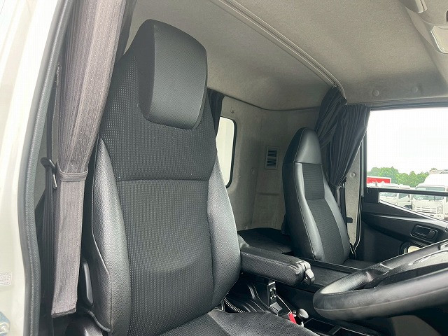 三菱ふそう ファイター 中型 ウィング 2KG-FK65F(98158) 20枚目