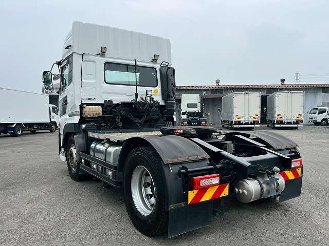 UDトラックス（日産） クオン 大型 トラクタ 2PG-GK5AAB(98159) 9枚目