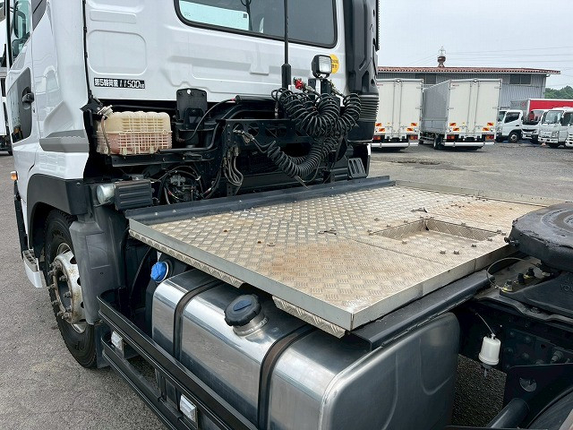 UDトラックス（日産） クオン 大型 トラクタ 2PG-GK5AAB(98159) 12枚目