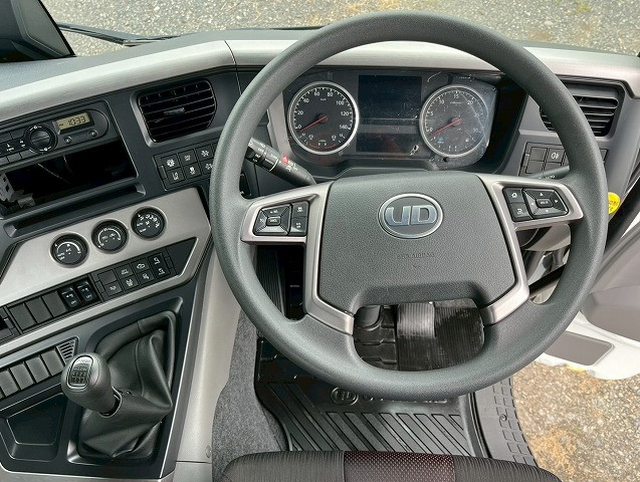 UDトラックス（日産） クオン 大型 トラクタ 2PG-GK5AAB(98159) 25枚目