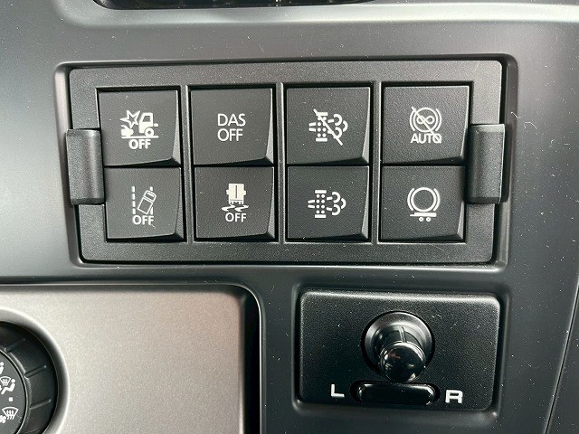 UDトラックス（日産） クオン 大型 トラクタ 2PG-GK5AAB(98159) 28枚目