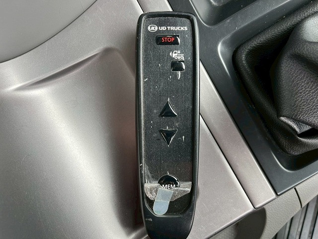 UDトラックス（日産） クオン 大型 トラクタ 2PG-GK5AAB(98159) 30枚目
