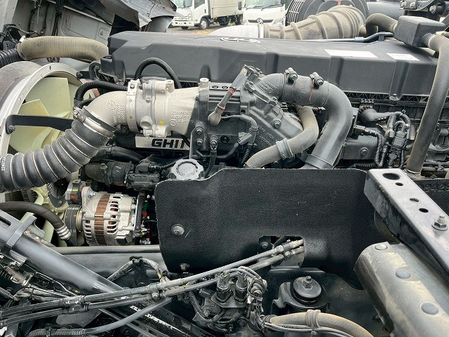 UDトラックス（日産） クオン 大型 トラクタ 2PG-GK5AAB(98159) 37枚目