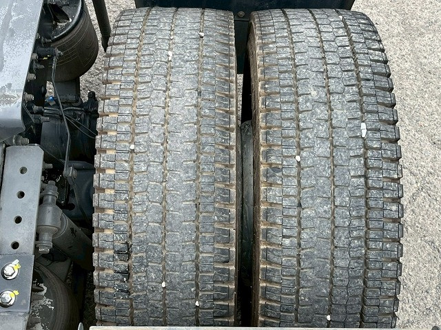 UDトラックス（日産） クオン 大型 トラクタ 2PG-GK5AAB(98159) 41枚目