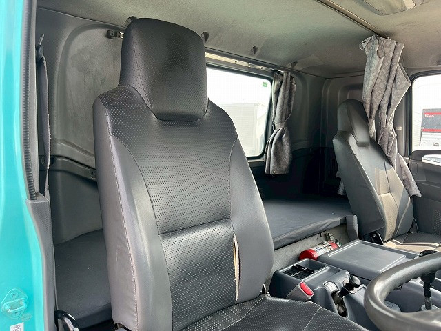 いすゞ フォワード 増トン ミキサー車 QDG-FVZ34U2(98161) 24枚目