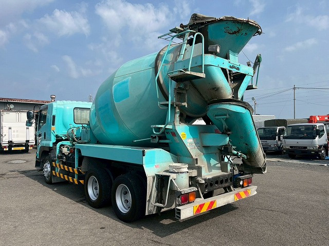 いすゞ フォワード 増トン ミキサー車 QDG-FVZ34U2(98162) 8枚目