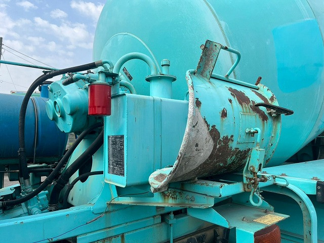 いすゞ フォワード 増トン ミキサー車 QDG-FVZ34U2(98162) 10枚目