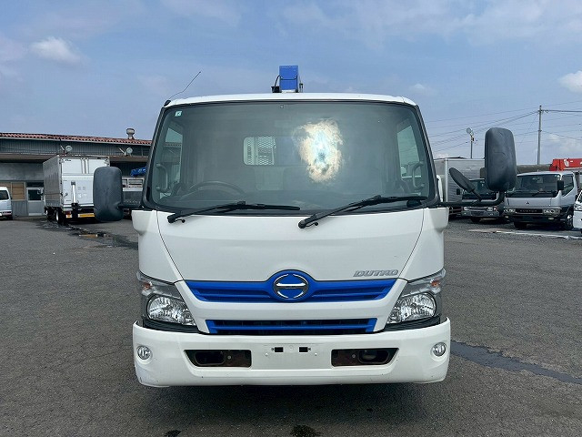 日野 デュトロ 小型 平ボディ（クレーン付） TKG-XZU720M(98163) 2枚目