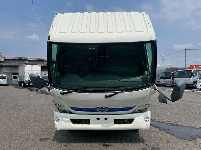 日野 デュトロ 小型 平ボディ（クレーン付） TKG-XZU720M(98163) 3枚目