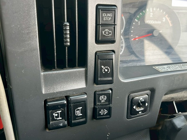 いすゞ フォワード 増トン ミキサー車 QDG-FVZ34U2(98162) 31枚目