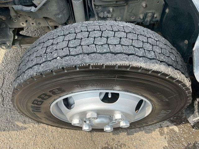 日野 デュトロ 小型 平ボディ（クレーン付） TKG-XZU720M(98163) 49枚目