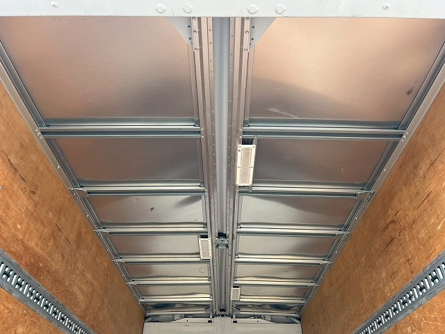 三菱ふそう キャンター 小型 ウィング 2PG-FEB90(98165) 13枚目