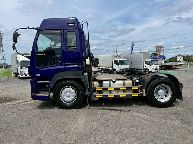 いすゞ ギガ 大型 トラクタ QKG-EXD52AD(98169) 10枚目