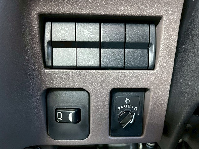 三菱ふそう キャンター 小型 平ボディ（クレーン付） 2RG-FEB80(98168) 31枚目