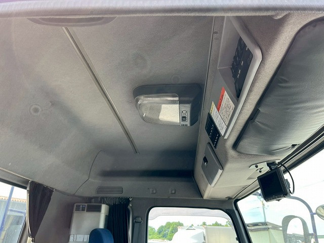 いすゞ ギガ 大型 トラクタ QKG-EXD52AD(98169) 19枚目