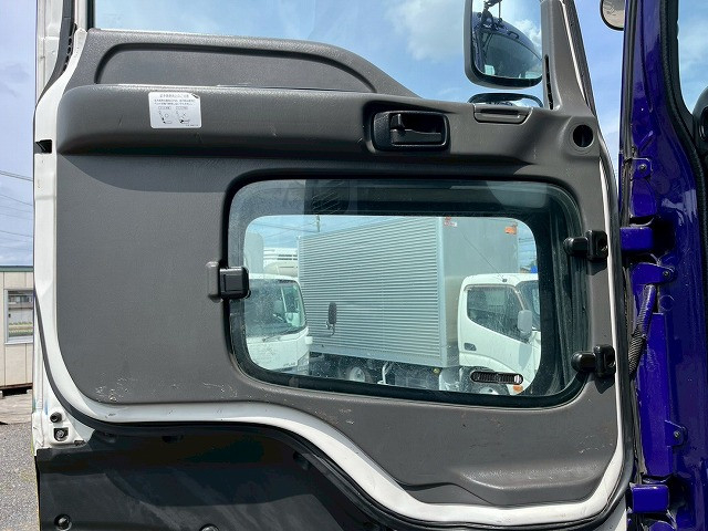 いすゞ ギガ 大型 トラクタ QKG-EXD52AD(98169) 20枚目