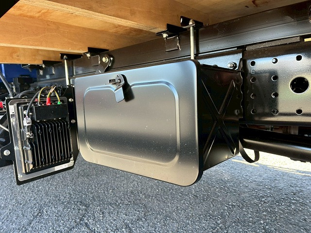 三菱ふそう キャンター 小型 平ボディ（クレーン付） 2RG-FEB80(98168) 39枚目