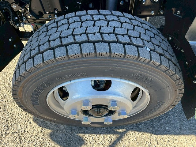 三菱ふそう キャンター 小型 平ボディ（クレーン付） 2RG-FEB80(98168) 47枚目