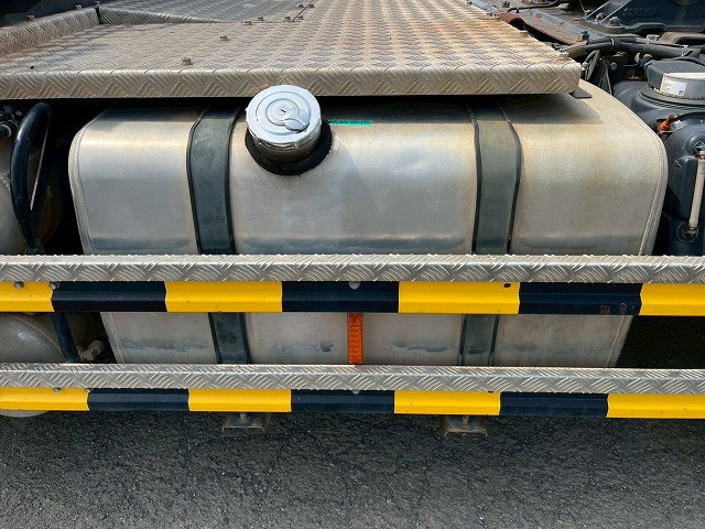 いすゞ ギガ 大型 トラクタ QKG-EXD52AD(98169) 36枚目