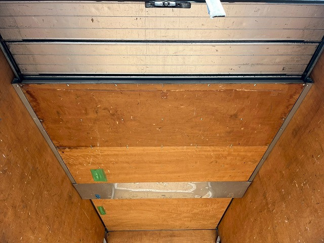 三菱ふそう キャンター 小型 バン 2PG-FEB50(98171) 14枚目