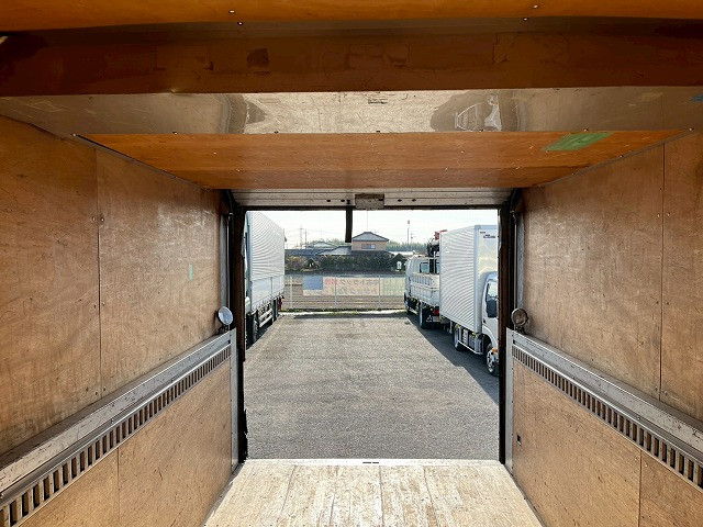 三菱ふそう キャンター 小型 バン 2PG-FEB50(98171) 18枚目