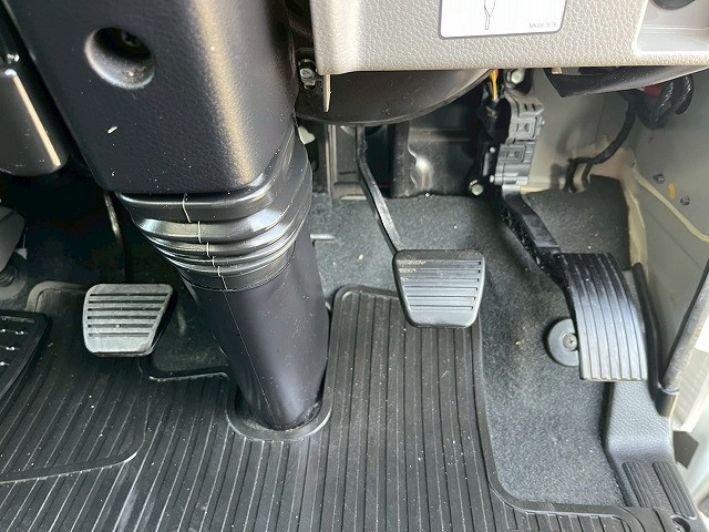 三菱ふそう キャンター 小型 バン 2PG-FEB50(98171) 38枚目