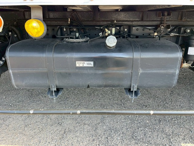 三菱ふそう キャンター 小型 バン 2PG-FEB50(98171) 39枚目