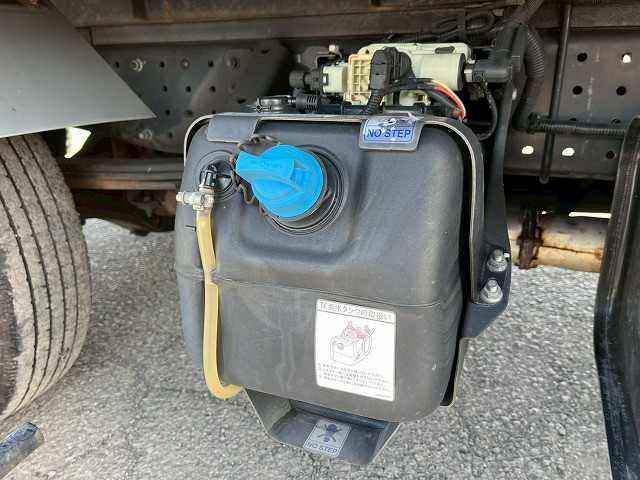 三菱ふそう キャンター 小型 バン 2PG-FEB50(98171) 40枚目