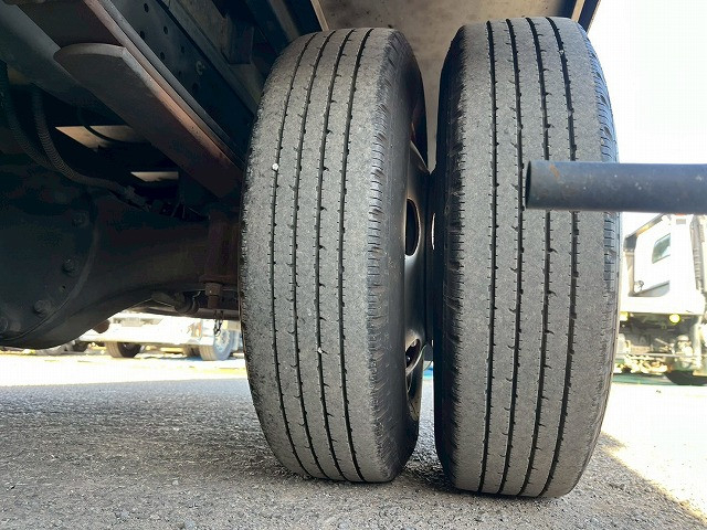 三菱ふそう キャンター 小型 バン 2PG-FEB50(98171) 46枚目