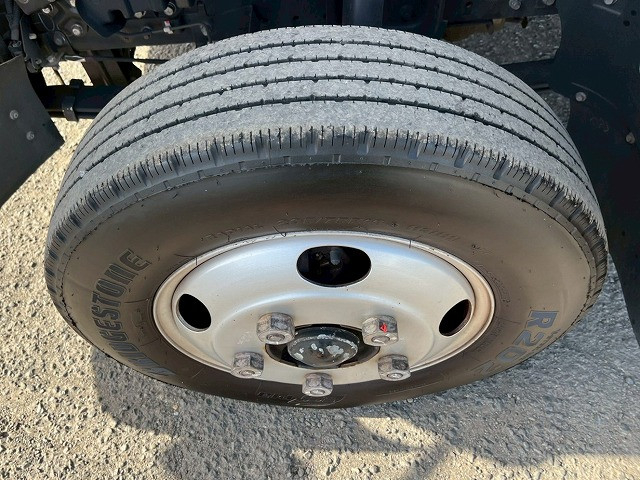 三菱ふそう キャンター 小型 バン 2PG-FEB50(98171) 48枚目