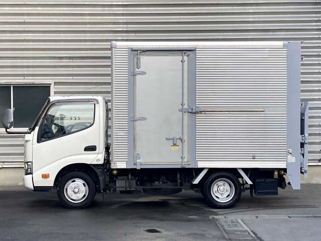 Hino dutro Small Box body TPG-XZC605M(98174) 2枚目