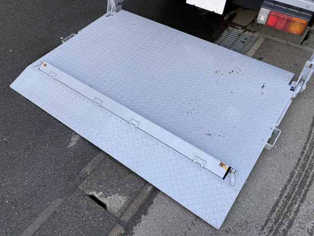 Hino dutro Small Box body TPG-XZC605M(98174) 5枚目