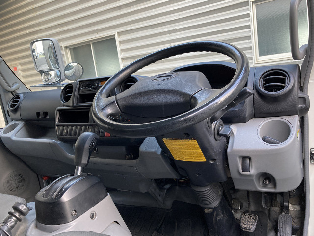 Hino dutro Small Box body TPG-XZC605M(98174) 16枚目