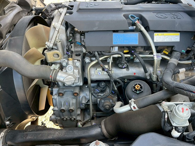 三菱ふそう キャンター 小型 バン TPG-FEA50(98173) 41枚目