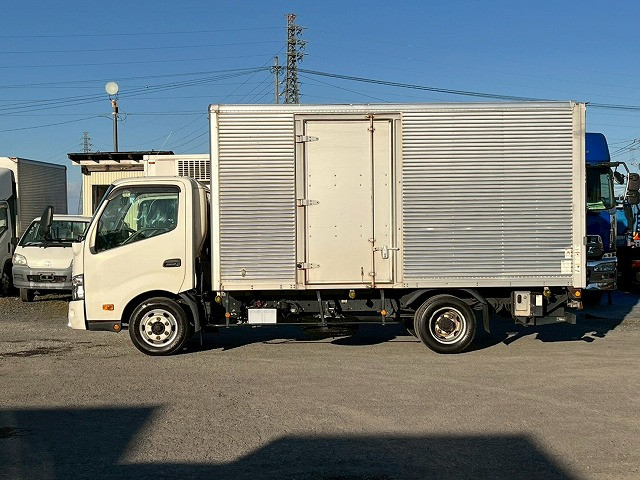 日野 デュトロ 小型 バン TKG-XZU710M(98177) 9枚目